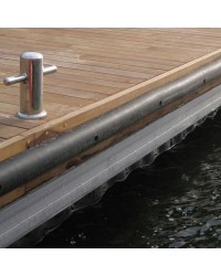 Profilé PVC noir 70x70mm pour quai ou bateaux de travail x 2M